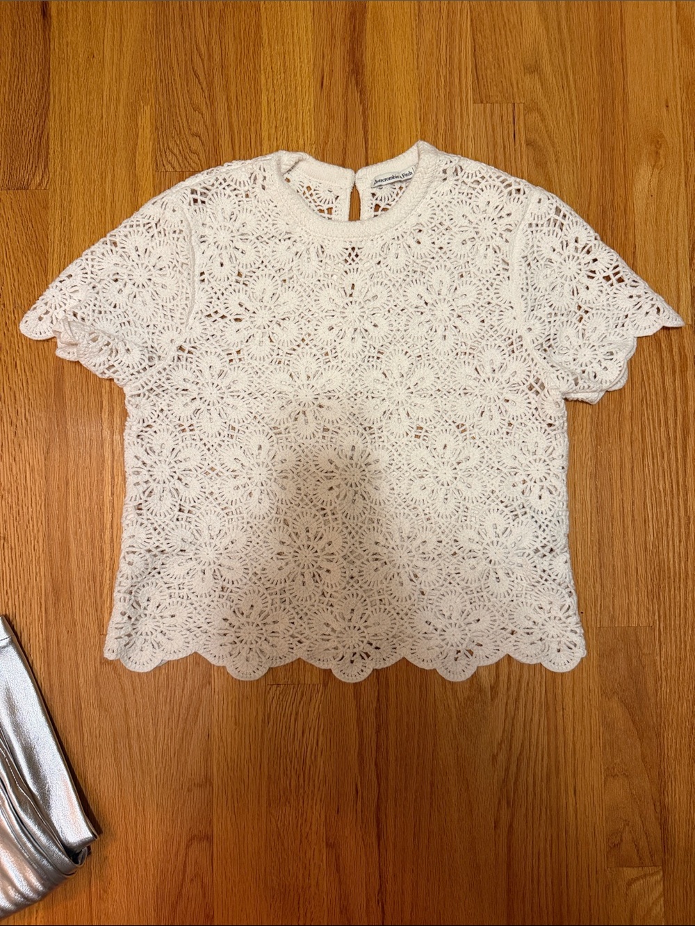 Abercrombie & Fitch White Crochet Lace Short Sleeve Top